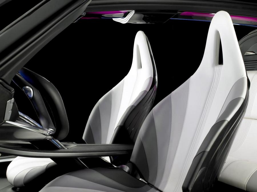  Mazda Ryuga Concept 2007 года  (фото 17 из 63)